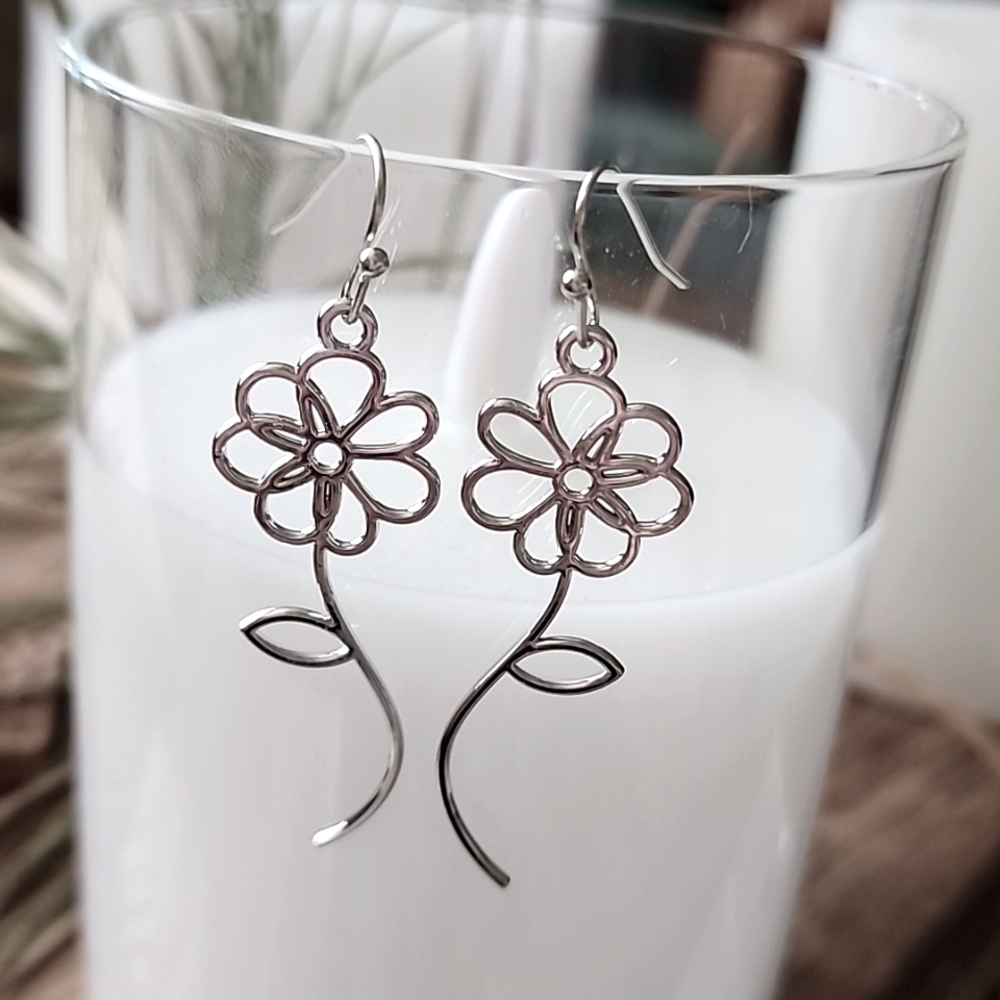Wildflower Earrings Simulated Gemstones Silver tones